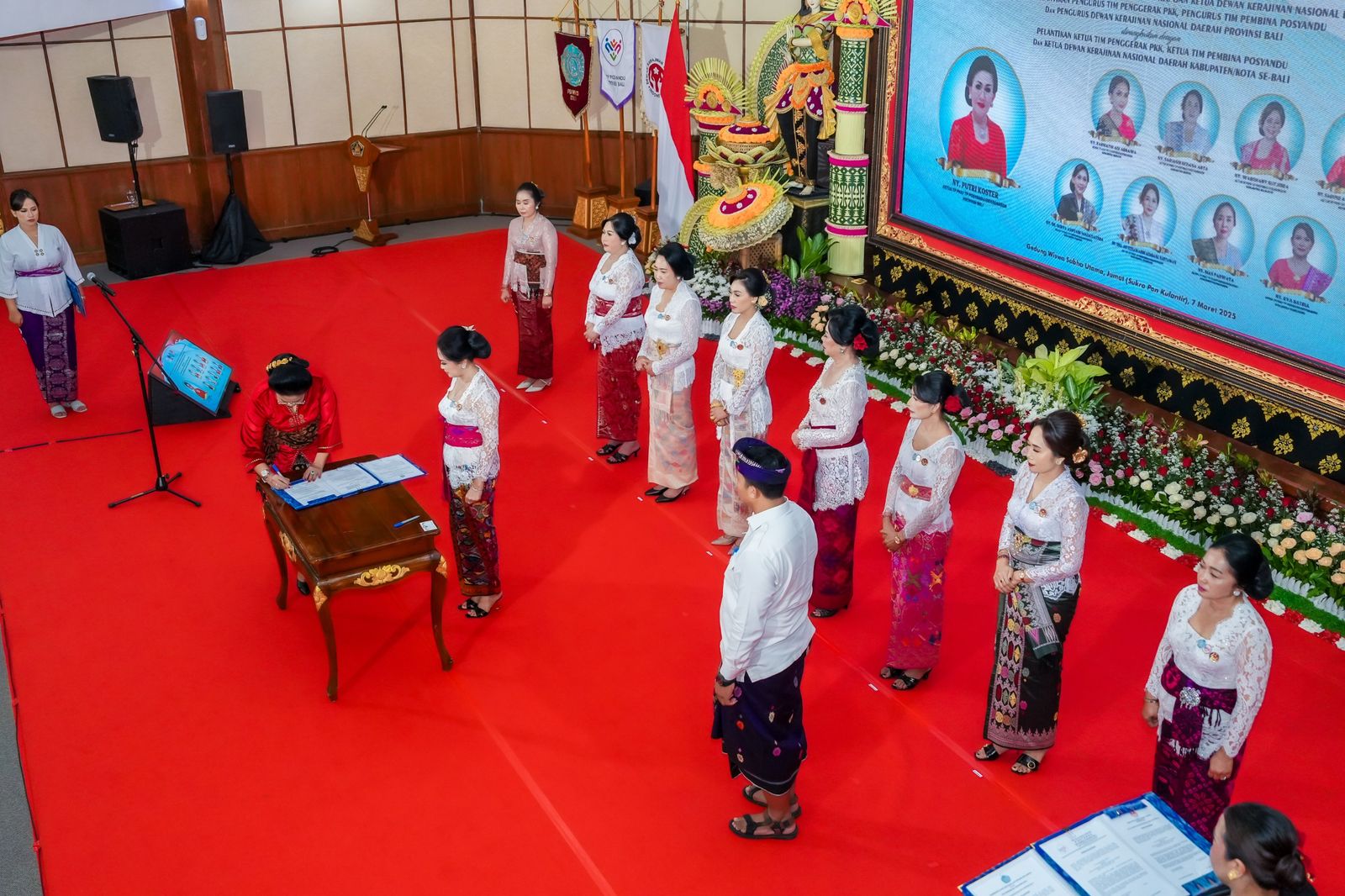 podiumnews.com-Pelantikan Ketua TP PKK dan Dekranasda Se-Bali